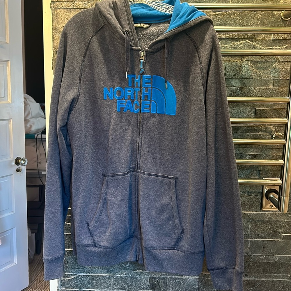 North face Zip up Size: L